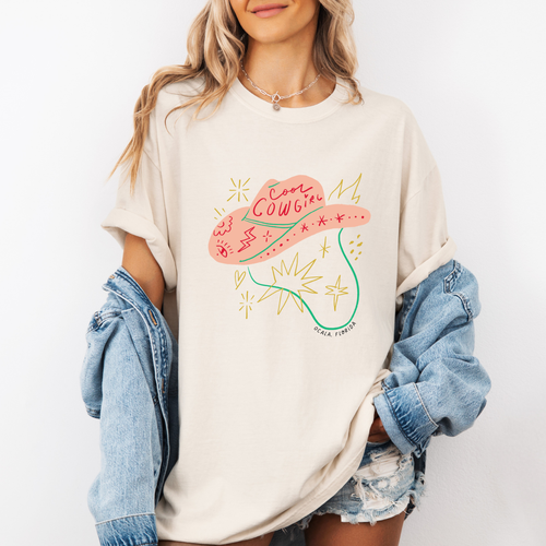Trendy cool cowgirl tee with modern illustration of a pink cowgirl hat and stars with the text "ocala, florida"